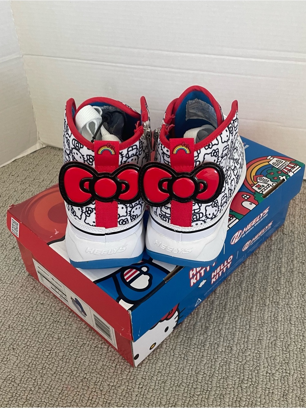 NIB hello kitty heelys veloz chi shoes - Picture 6 of 8